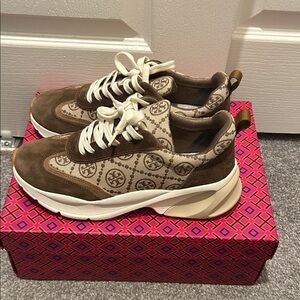 Tory Burch T monogram hazel Sneakers